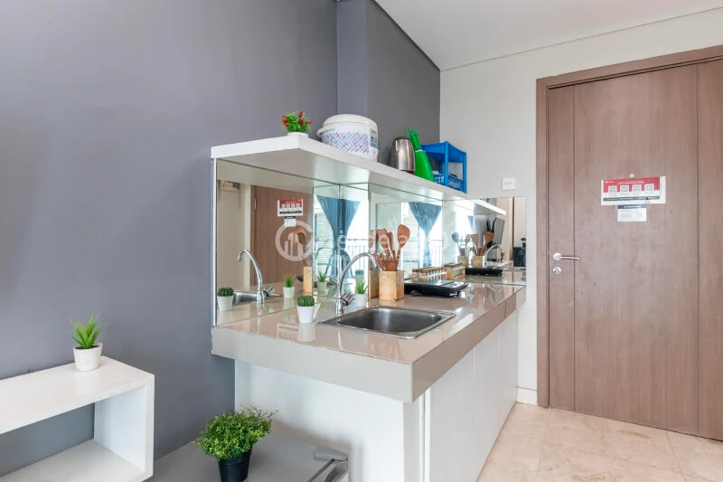 Kitchen Studio Apartment with city View at Puri Orchard Apartment