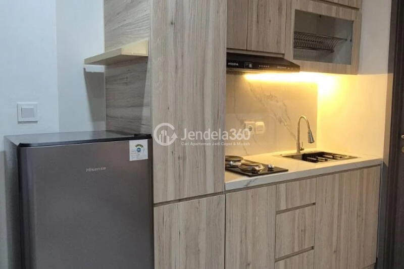 Kitchen 2BR Pakuwon Residence Bekasi Apartment at Low Floor